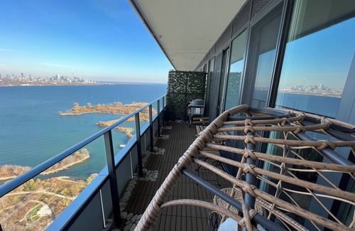 Humber Bay Condo | AMAZING VIEW LUXURIOUS FULLY FURNISHED 1+1 CONDO MIMICO FROM MARCH 1st