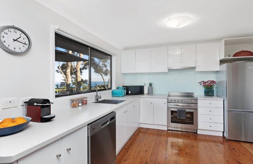 Copacabana House | Amazing views and short walk to beach