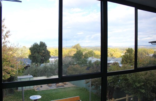 Kooringal House | Amazing views, Firepit, FREE Firewood