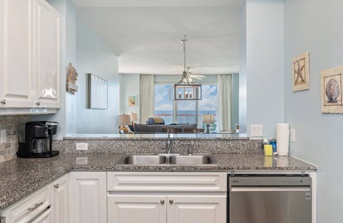 Navarre Beach Condo | Amazing Views: Gulf Front with Free Beach Service (Mar - OCT)