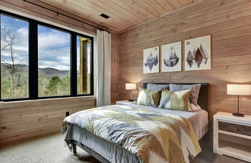 Walland House | Amazing Views Rustic Lodge - Indoor Pool, Firepit, and Gameroom!