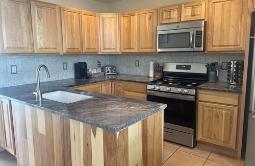 Hartsel House | Amazing Views-Spacious 3BR, outdoor barrel sauna, dog friendly
