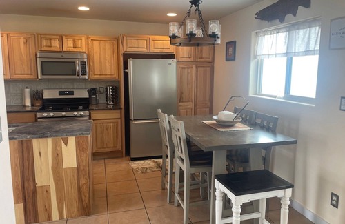 Hartsel House | Amazing Views-Spacious 3BR, outdoor barrel sauna, dog friendly