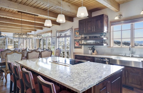 Steamboat Springs Ski Chalet | Amazing Views - Private Hot Tub - 30 Day Min Stay - Dogs Considered