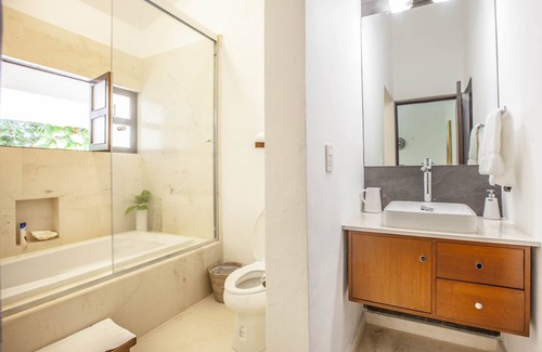 Playacar Beach Villa | Amazing "Villa Dorada" Next to the BEACH with private pool and Free Wifi!