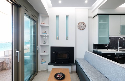 Livadi House | Amazing Villa House Near the Sea (Villa Ve 2)