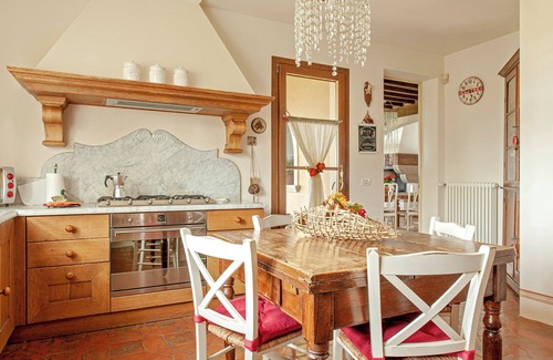 Cecina Villa | Amazing Villa in the heart of Tuscany