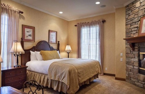 The Village Resort | Amazing Villa in the Heart of Big Bear Village!