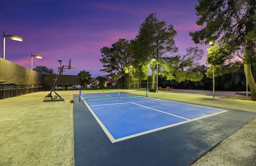 Quail Estates West Villa | AMAZING VIP VILLA ON ACRE LAND WITH 6 BEDROOMS BIG POOL, OUTDOOR KITCHE ENJOY!