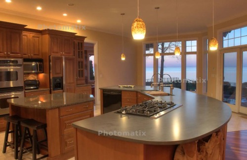 Webster Crossing House | Amazing Waterfront Home