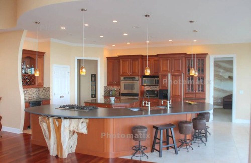 Webster Crossing House | Amazing Waterfront Home