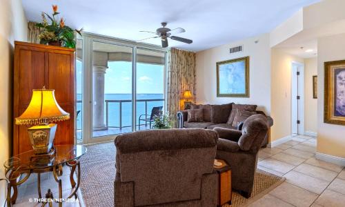 Pensacola Beach Apartment | Amazing WATERVIEW in every room, PORTOFINO Island Resort condo