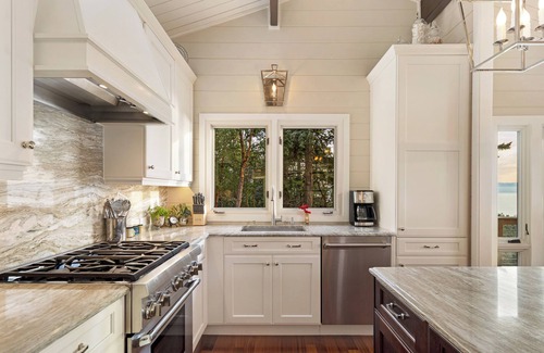 Friday Harbor House | Amazing Westside Waterview! -Salish Sea Lookout