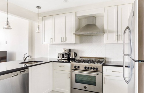 Williamsburg Apartment | Amazing Williamsburg 2BR w/W/D & Outdoor Space, near L, by Blueground