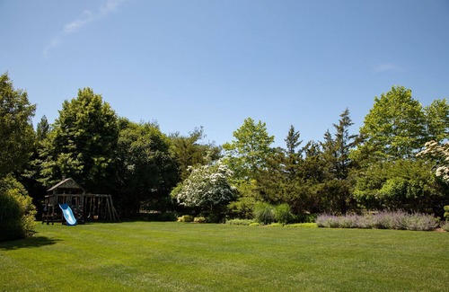 Bridgehampton House | Amazing winter get away, Gym. Hot tub. Special Offer for Dec, Jan. Feb, March