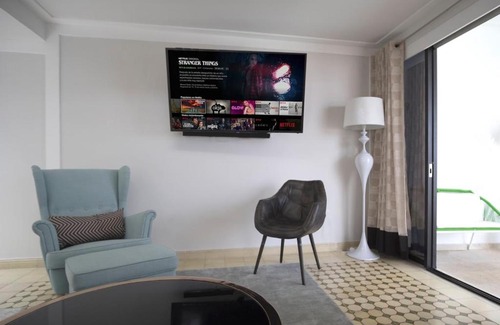 Casco Viejo Apartment | AmazINN Places Private Rooftop and Jacuzzi IX