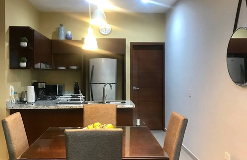 Las Gaviotas Apartment | Amazonas Apartment Near the Beach, Shops and Restaurants