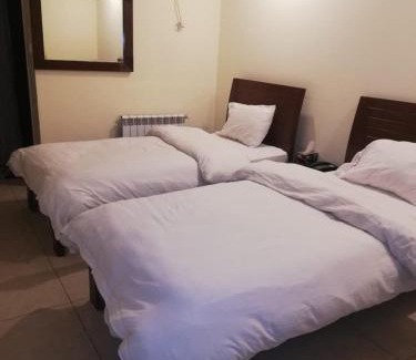 G-7 Sector Hotel | Ambassador Inn
