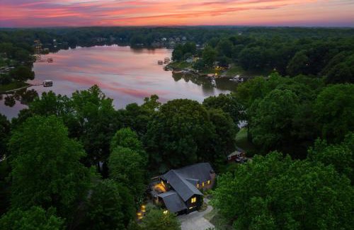 Sherrills Ford House | Ambassador Ridge