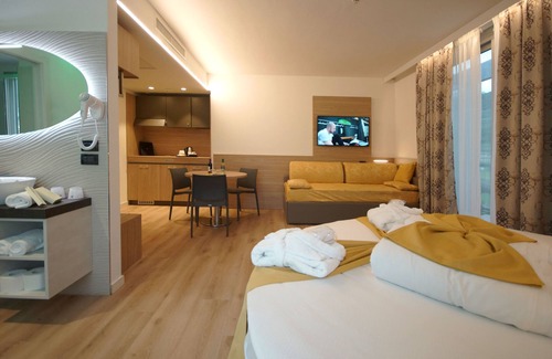 Riva del Garda Hotel | Ambassador Suite Hotel