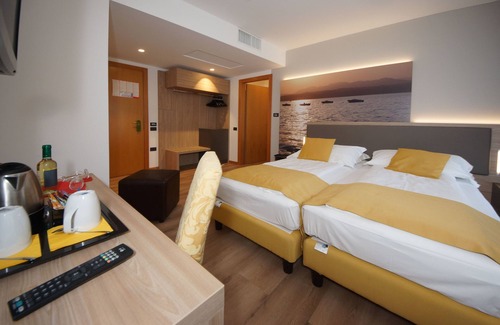 Riva del Garda Hotel | Ambassador Suite Hotel