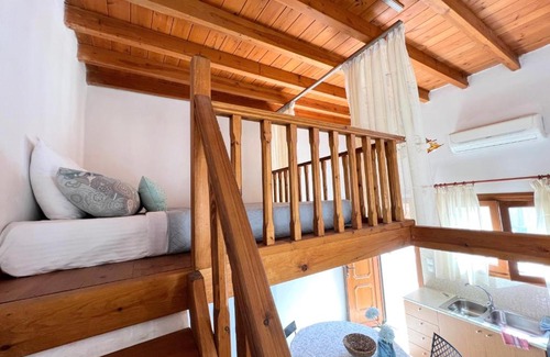 Soroni House | Ambela House Soroni