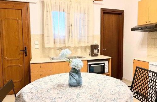 Soroni House | Ambela House Soroni