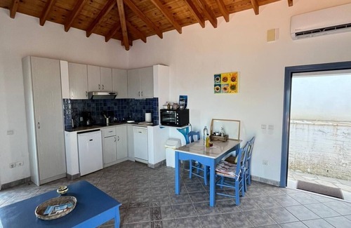 Ampelos Apartment | Ambelos - The balcony of Samos - Apartment Eleni
