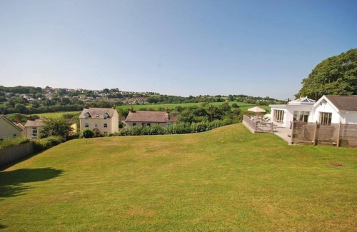 Saundersfoot Cottage | Amber Cottage - Luxury Cottage Hot Tub Sea Views and Log Burner