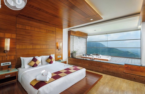 Devikolam Hotel | Amber Dale Luxury Hotel & Spa