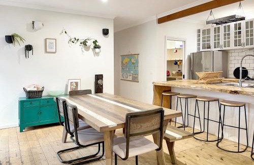 Mansfield House | Amber House