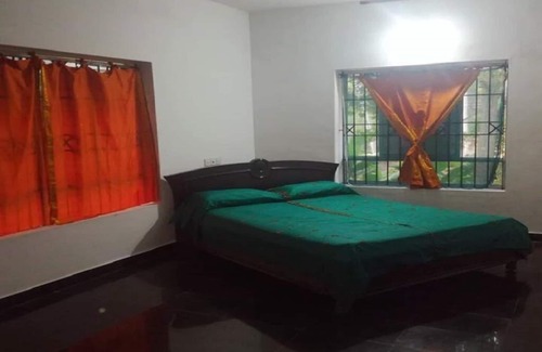 Edava Bed & Breakfast | AMBER ROOM - DREAM TURTLE