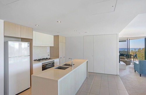 Burleigh Heads Apartment | Ambience on Burleigh Beach