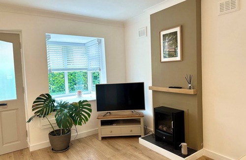 Stourbridge Apartment | Amblecote Glass Quarter Apartment