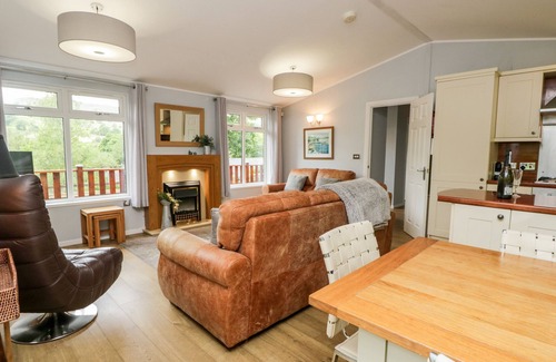 Troutbeck Cottage | AMBLESIDE LODGE, pet friendly, with a garden in Windermere
