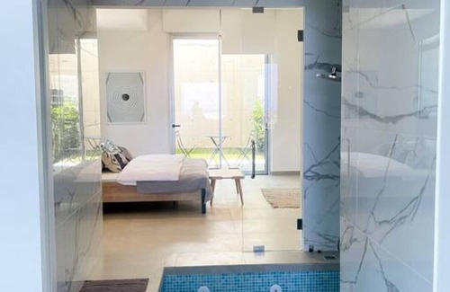 Aamchit Ski Chalet | Amchit Bay Beach Residences 1BR w/ Private Pool