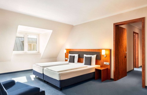 Ruesselsheim Hotel | Amedia Frankfurt Russelsheim Trademark Collection by Wyndham