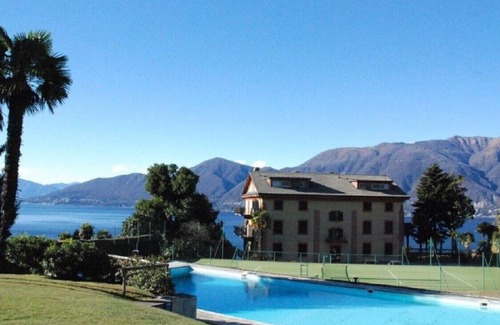 Luogo Ameno Apartment | Amelia 3 with lake view, pool in Brezzo di Bedero