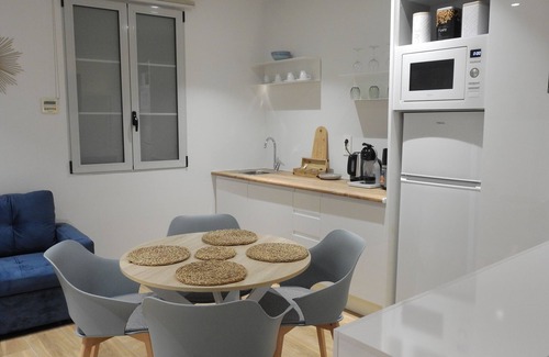 Alicante City Centre House | Amelia Habitaciones