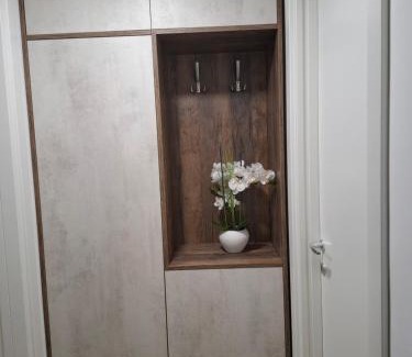 Radanovici Apartment | Amelia