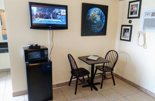 Port Aransas Hotel | Amelia's Landing Hotel