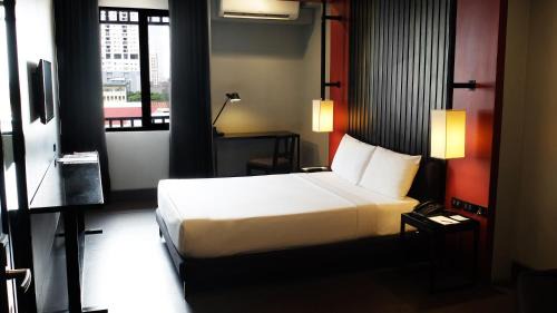 Ermita Night District Hotel | Amelie Hotel Manila