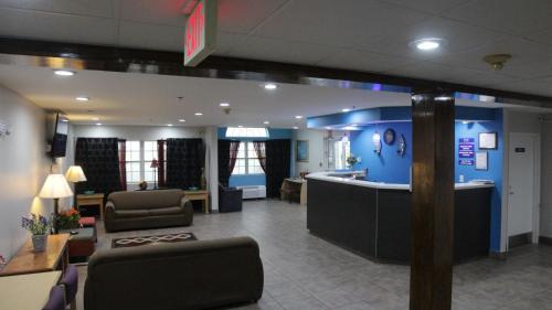 Jackson Hotel | America's Best Value Inn and Suites - Jackson