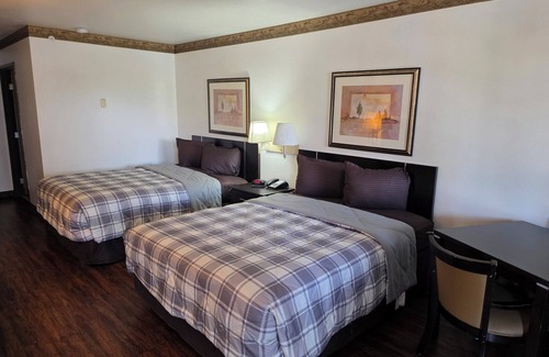 La Mesa Hotel | American Inn & Suites