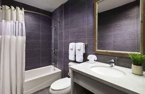 Downey Hotel | American Inn