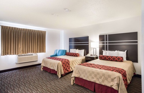 Charlotte Hotel | Americas Best Value Inn Charlotte, MI