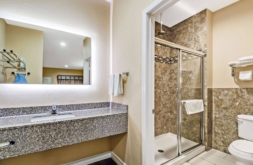 Barker Hotel | Americas Best Value Inn Houston at FM 529