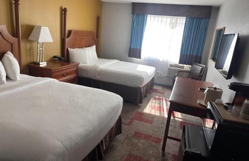 Hayward Cabin | Americas Best Value Inn Hayward
