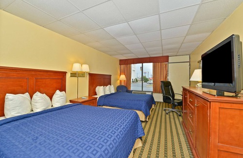 Hillsboro Hotel | Americas Best Value Inn Hillsboro