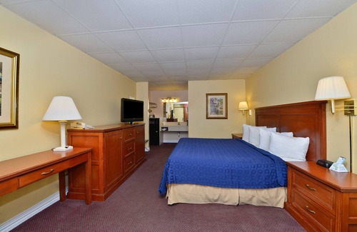 Hillsboro Hotel | Americas Best Value Inn Hillsboro